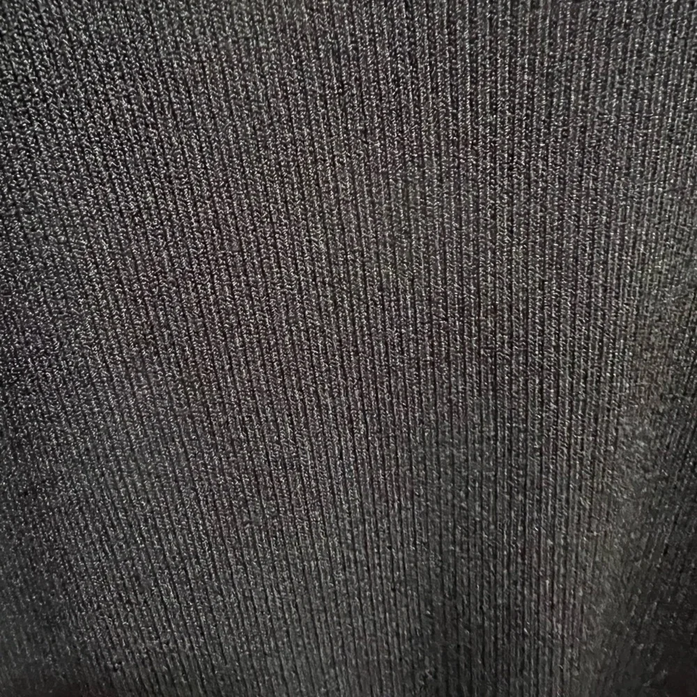 WHBM Top - Picture 3 of 3